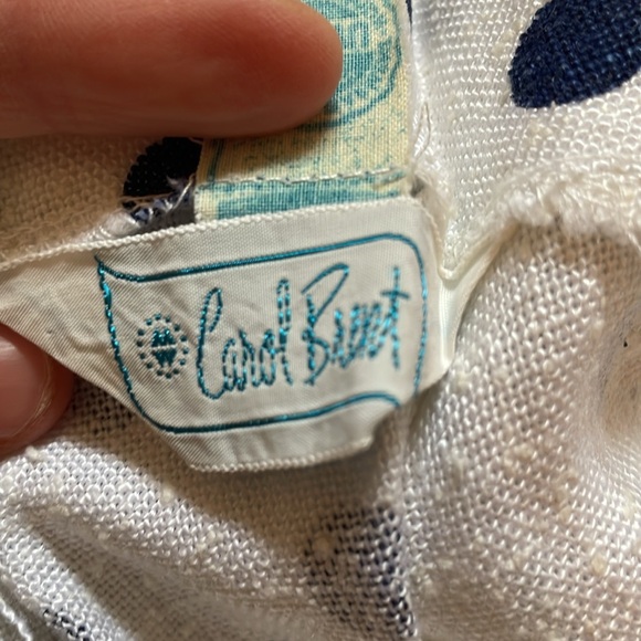 1960-70’s Vintage White Linen Day Dress with Navy Blue Polkadots - Picture 6 of 6